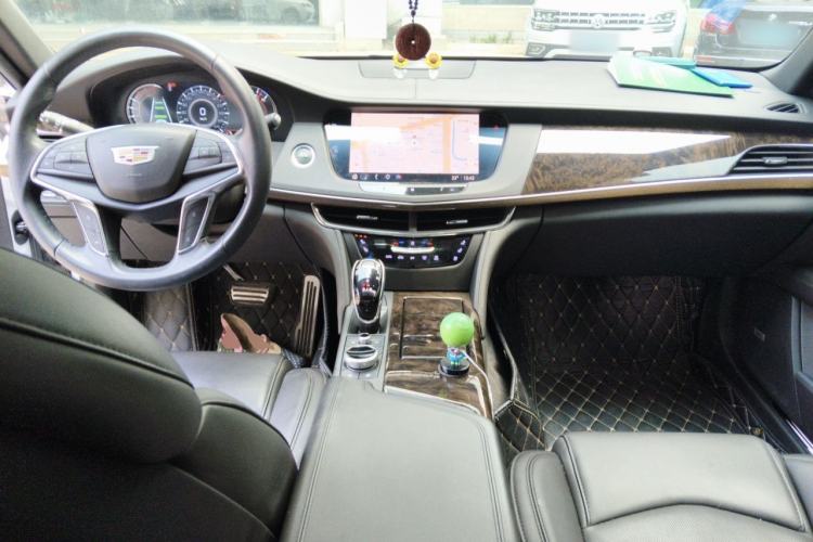 Used Cadillac CT6 2021 28T Luxury Version Center Console