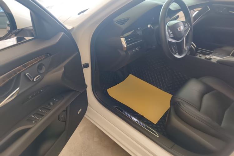 Used Cadillac CT6 2021 28T Luxury Version Driver Seat