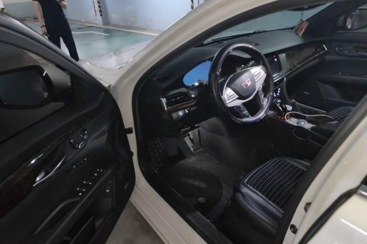 Used Cadillac CT6 2021 28T Luxury Version Driver Seat