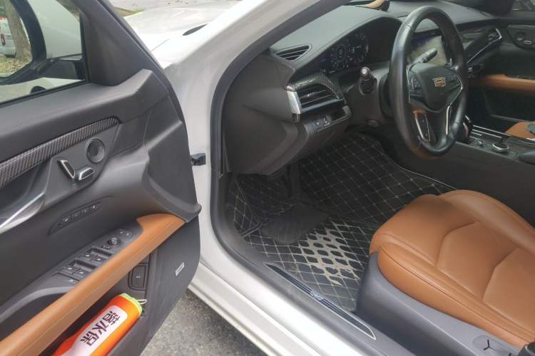 Used Cadillac CT6 2021 28T Luxury Version Driver Seat