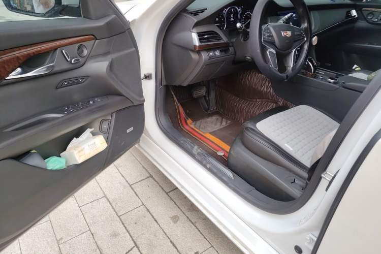 Used Cadillac CT6 2021 28T Elite Edition Driver Seat