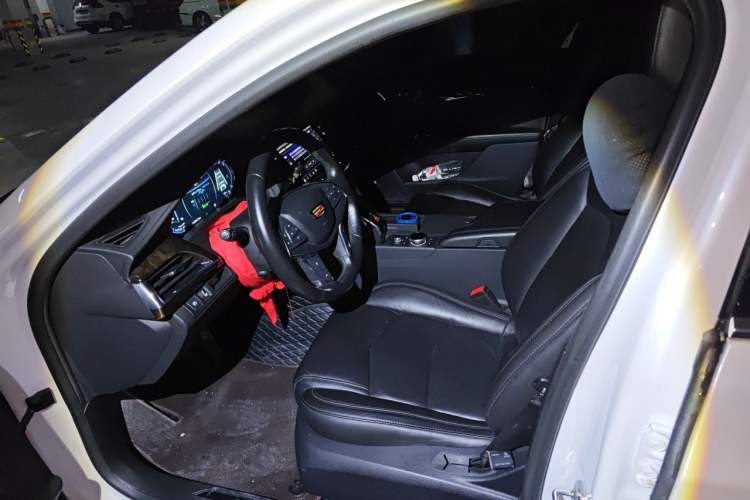 Used Cadillac CT6 2021 28T Luxury Version Driver Seat