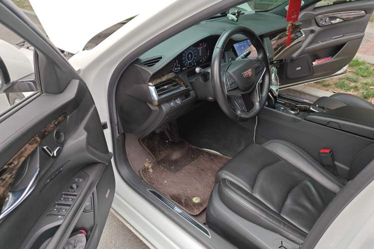 Used Cadillac CT6 2021 28T Luxury Version Driver Seat