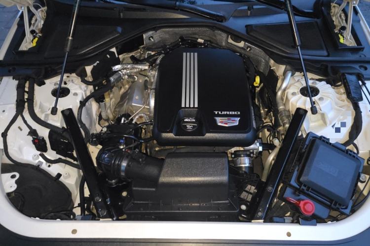 Used Cadillac CT6 2021 28T Luxury Version Engine Bay