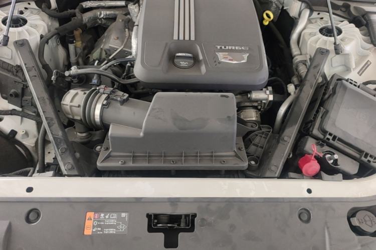 Used Cadillac CT6 2021 28T Fashion Edition Engine Bay