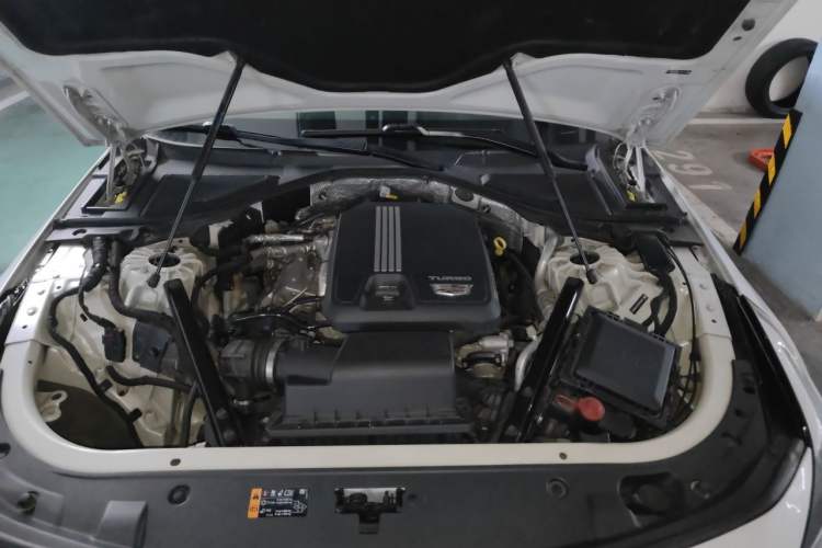 Used Cadillac CT6 2021 28T Luxury Version Engine Bay Left