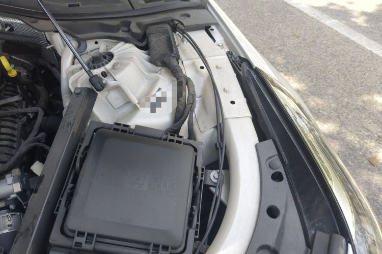 Used Cadillac CT6 2021 28T Luxury Version Engine Bay Left