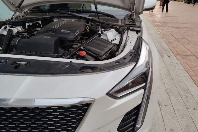 Used Cadillac CT6 2021 28T Elite Edition Engine Bay Left