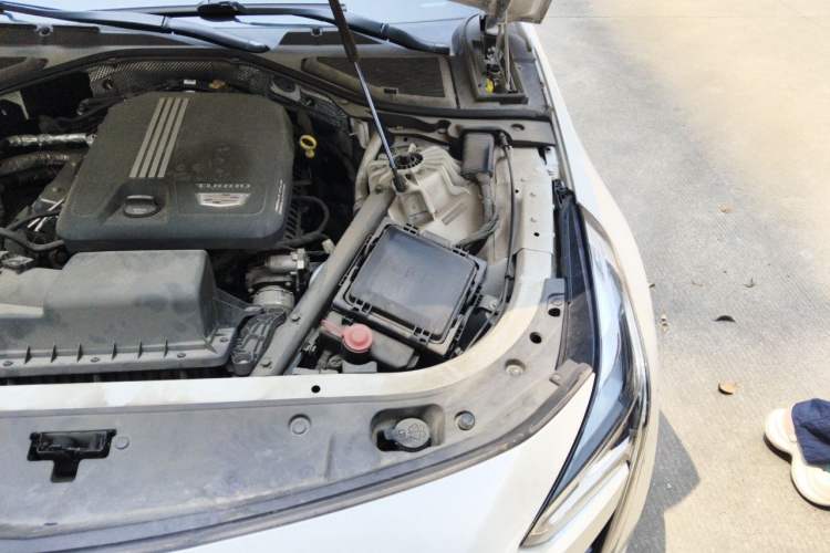 Used Cadillac CT6 2021 28T Luxury Version Engine Bay Left