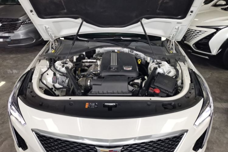 Used Cadillac CT6 2021 28T Luxury Version Engine Bay