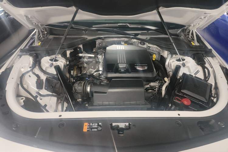 Used Cadillac CT6 2021 28T Fashion Edition Engine Bay