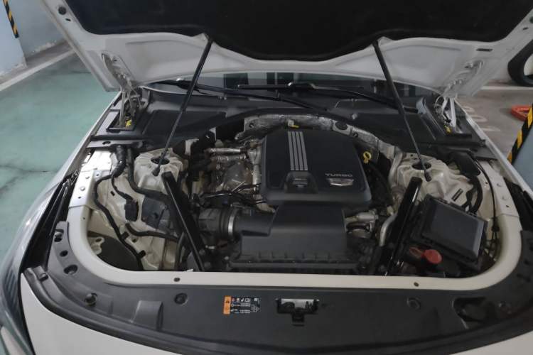 Used Cadillac CT6 2021 28T Luxury Version Engine Bay Right