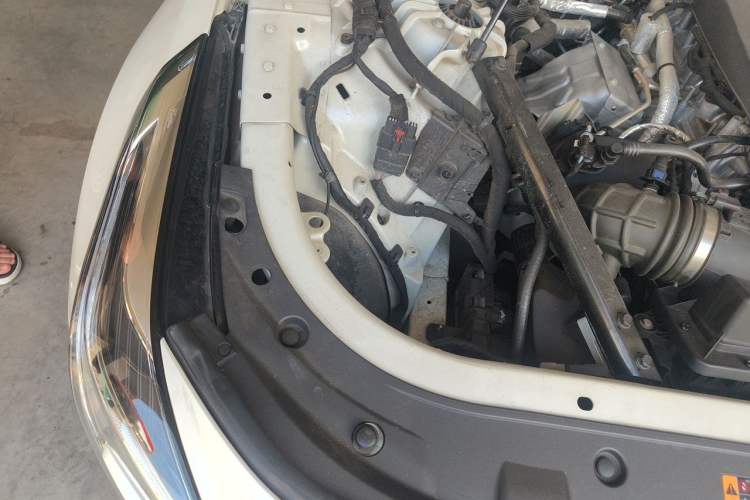 Used Cadillac CT6 2021 28T Elite Edition Engine Bay Right