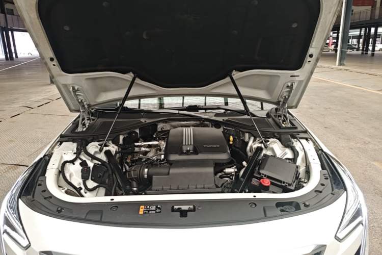 Used Cadillac CT6 2021 28T Elite Edition Engine Bay