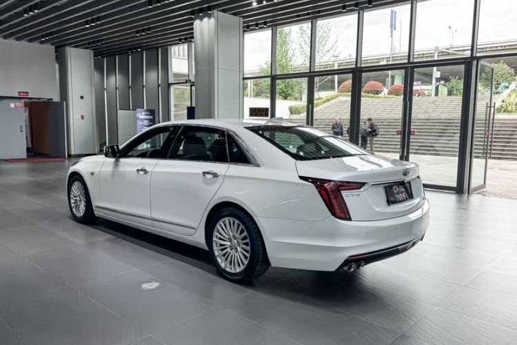 Used Cadillac CT6 2021 28T Fashion Edition Exterior 4