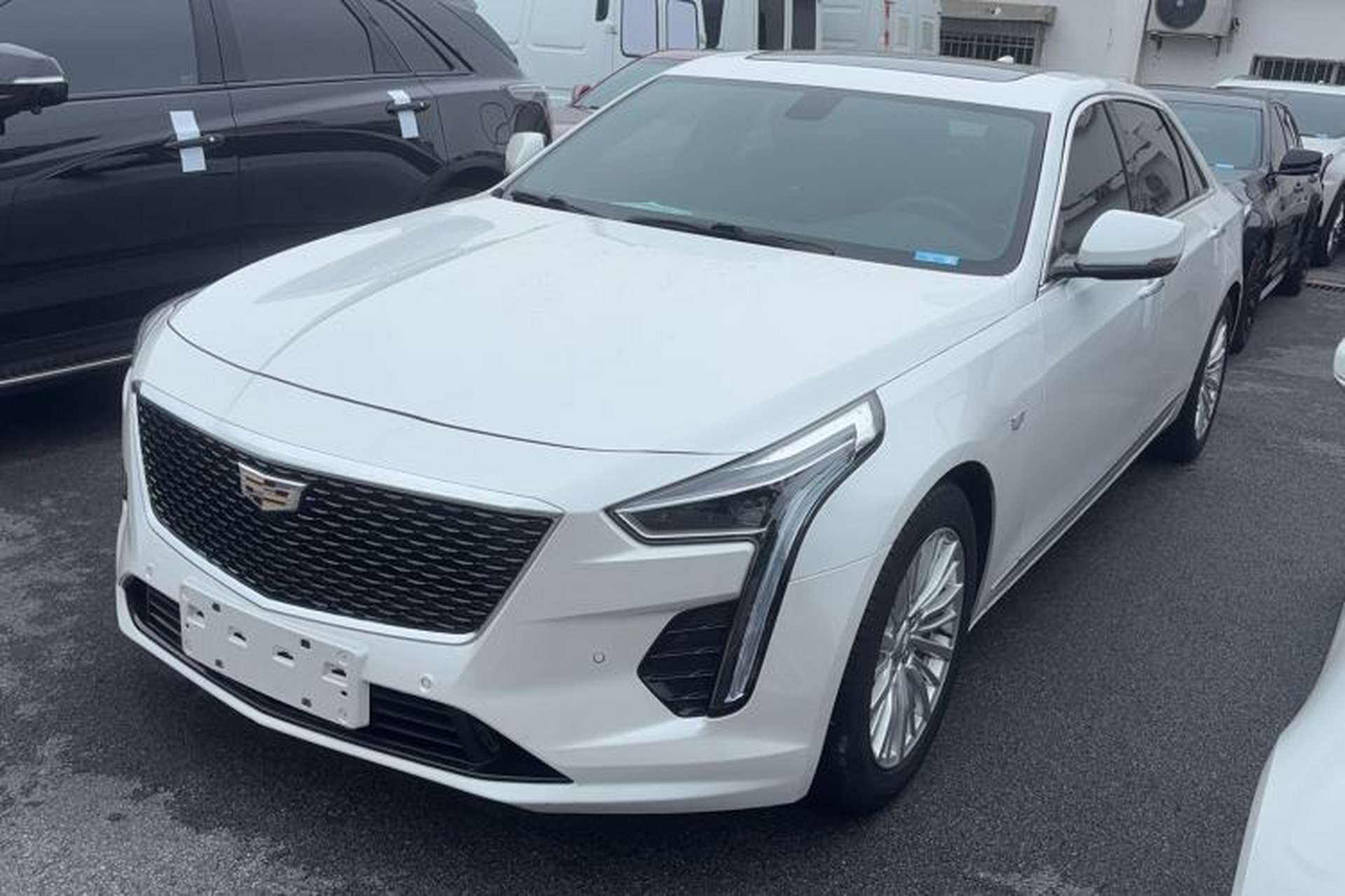 Used Cadillac CT6 2021 28T Elite Edition Front Left 45 Deg