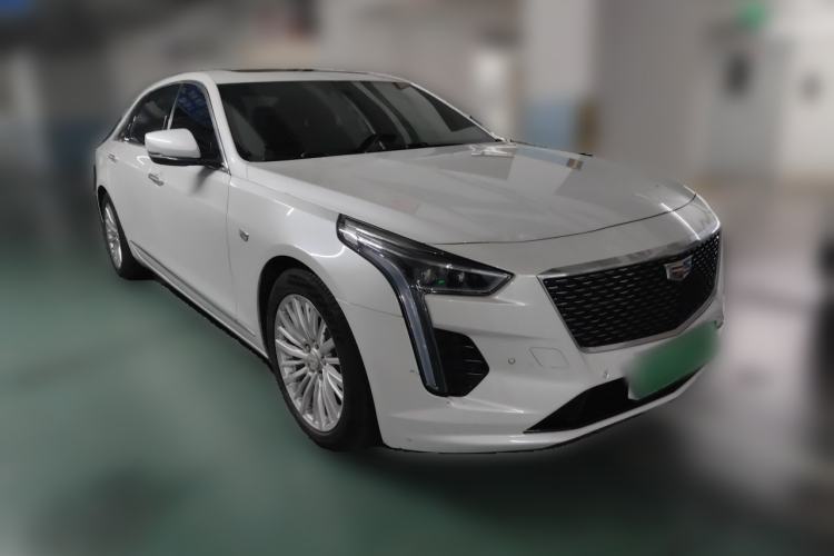 Used Cadillac CT6 2021 28T Luxury Version Front Right 45 Deg