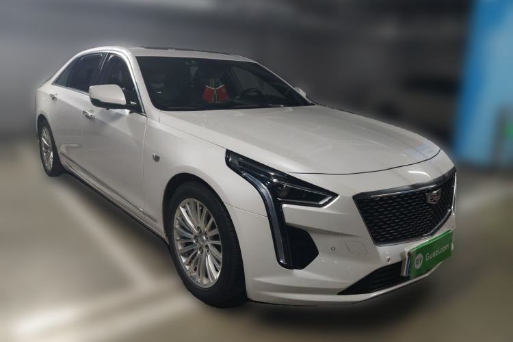 Used Cadillac CT6 2021 28T Luxury Version Front Right 45 Deg