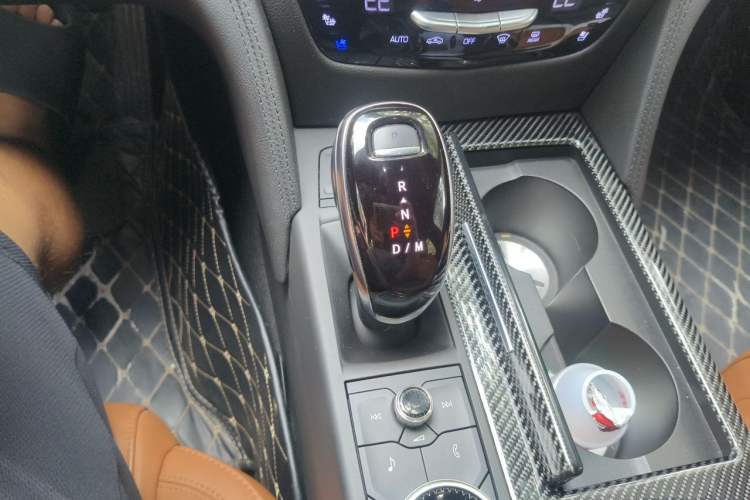 Used Cadillac CT6 2021 28T Luxury Version Gear Lever