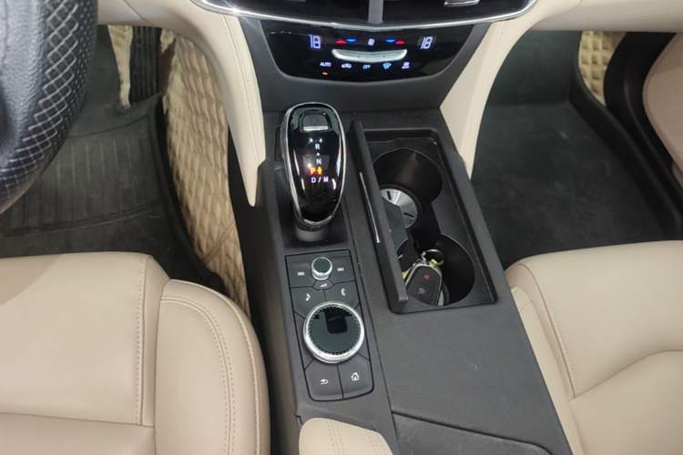 Used Cadillac CT6 2021 28T Fashion Edition Gear Lever