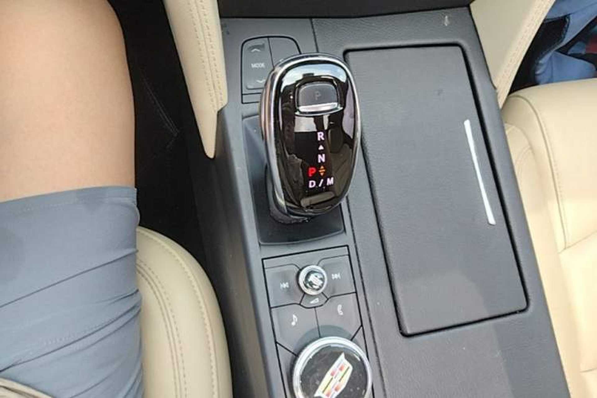 Used Cadillac CT6 2021 28T Fashion Edition Gear Lever