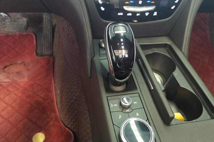Used Cadillac CT6 2021 28T Elite Edition Gear Lever