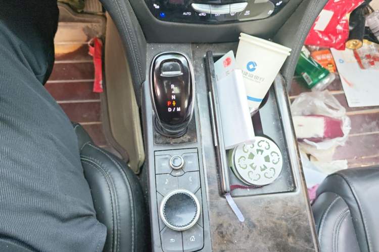 Used Cadillac CT6 2021 28T Luxury Version Gear Lever