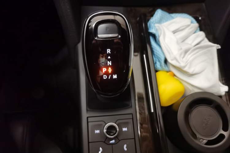 Used Cadillac CT6 2021 28T Luxury Sport Model Gear Lever