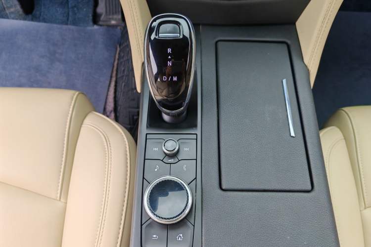 Used Cadillac CT6 2021 28T Fashion Edition Gear Lever