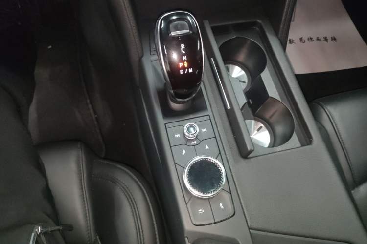 Used Cadillac CT6 2021 28T Luxury Version Gear Lever