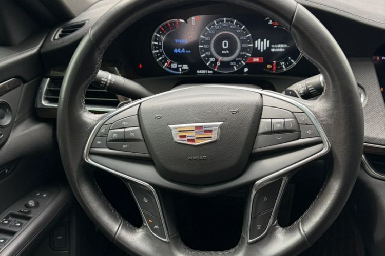 Used Cadillac CT6 2021 28T Luxury Version Interior 1