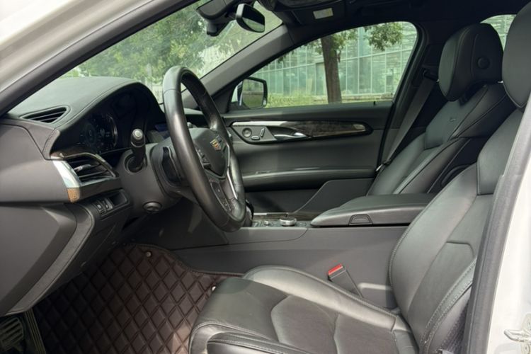 Used Cadillac CT6 2021 28T Luxury Version Interior 3