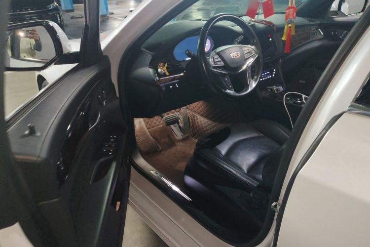 Used Cadillac CT6 2021 28T Luxury Version Interior 3