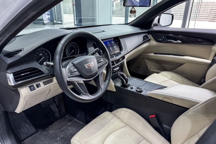 Used Cadillac CT6 2021 28T Fashion Edition Interior 4