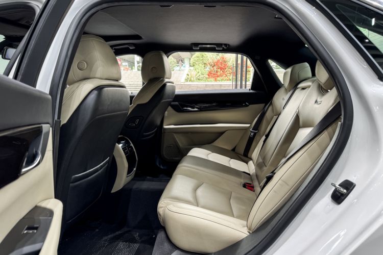 Used Cadillac CT6 2021 28T Fashion Edition Interior 5