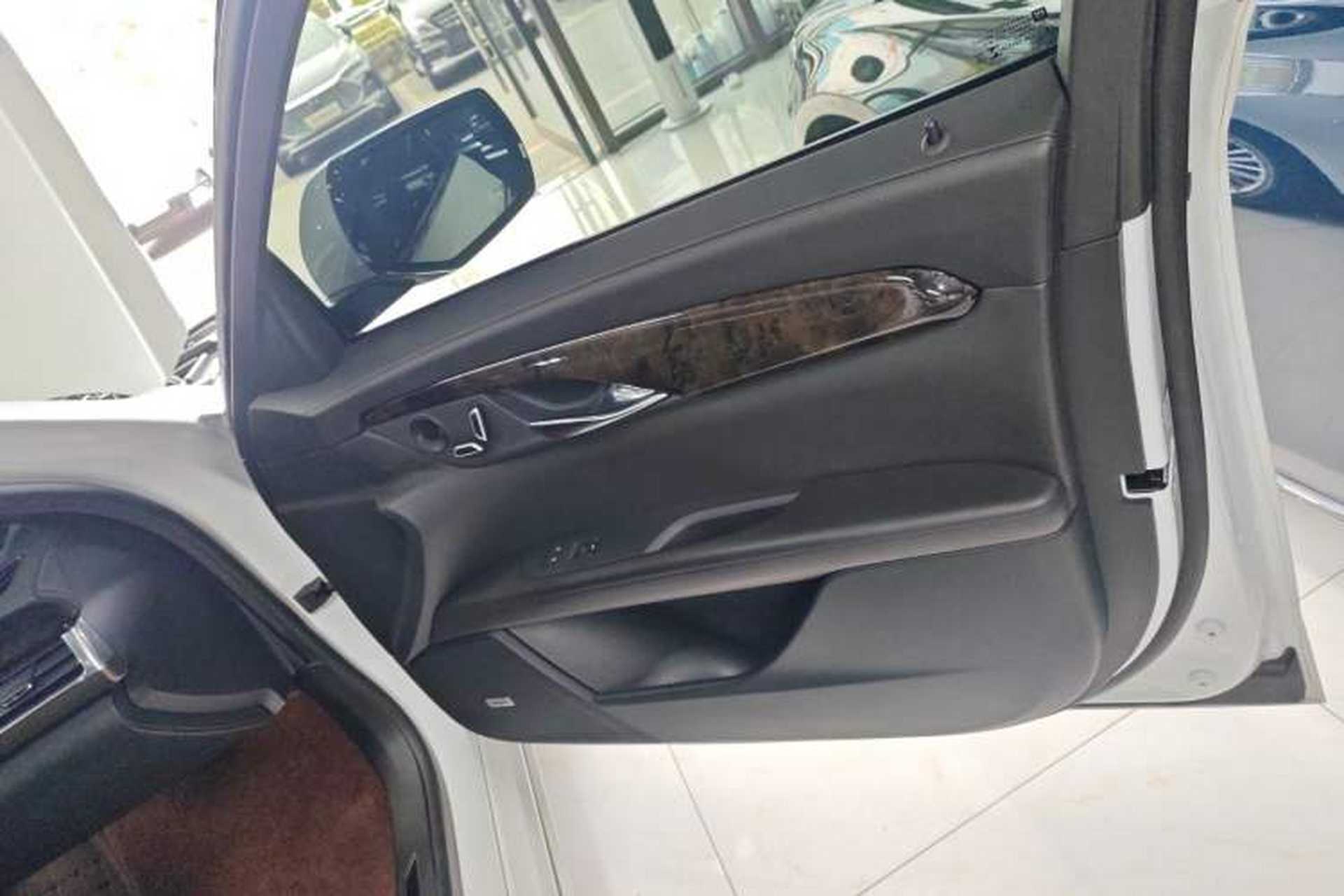 Used Cadillac CT6 2021 28T Luxury Version Interior 5