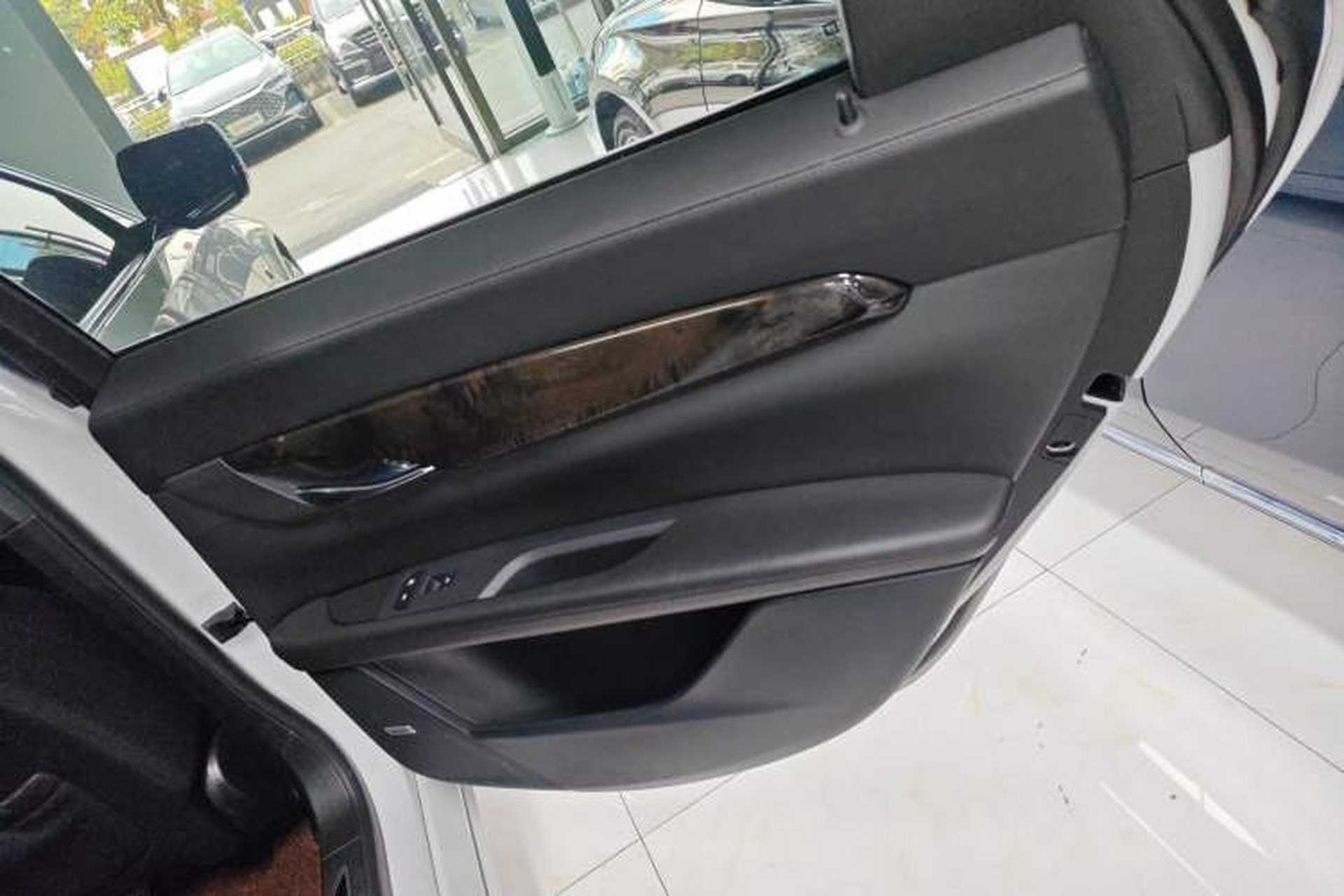 Used Cadillac CT6 2021 28T Luxury Version Interior 6