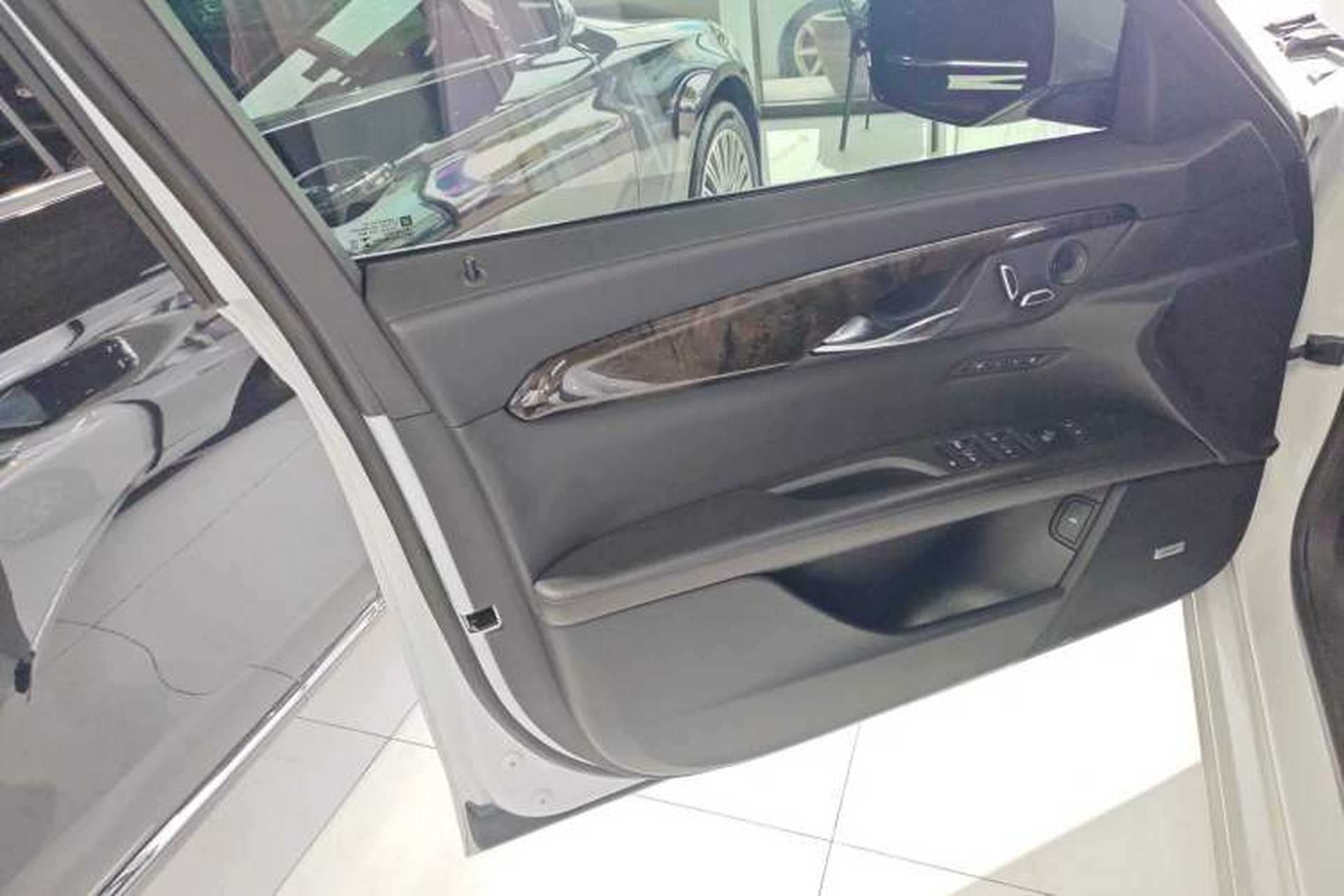 Used Cadillac CT6 2021 28T Luxury Version Interior 7
