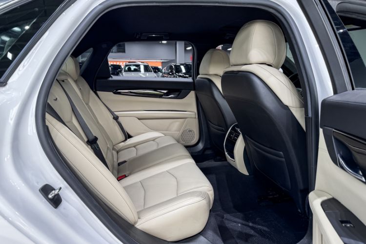Used Cadillac CT6 2021 28T Fashion Edition Interior 8