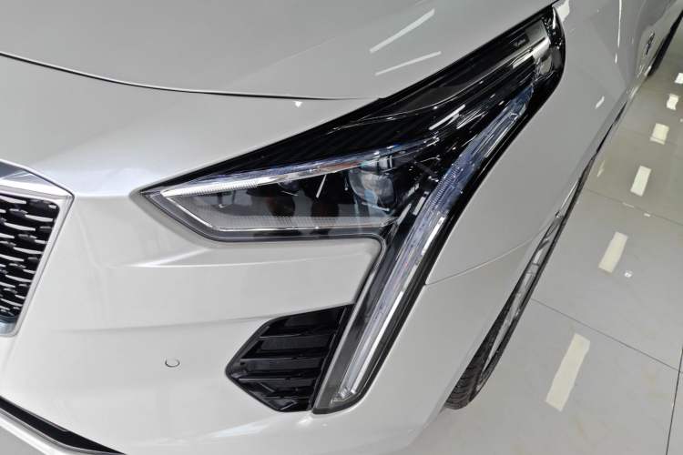 Used Cadillac CT6 2021 28T Luxury Version Left Front Headlight