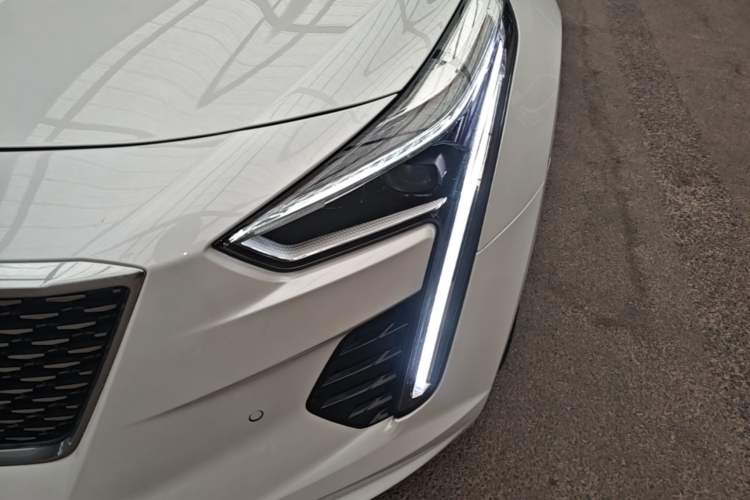 Used Cadillac CT6 2021 28T Elite Edition Left Front Headlight