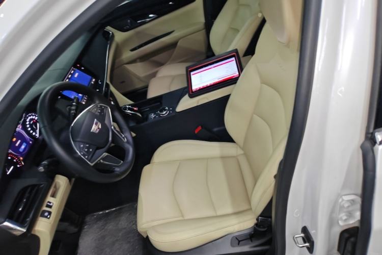 Used Cadillac CT6 2021 28T Fashion Edition Left Front Seat