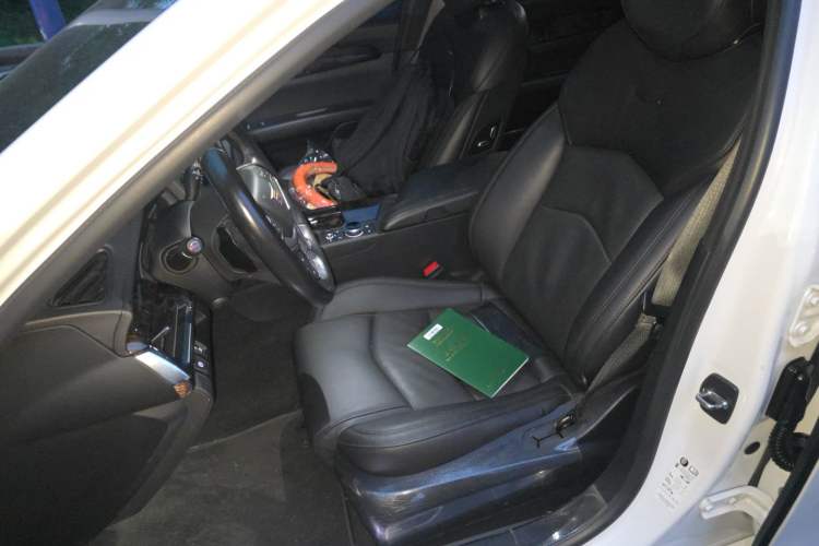 Used Cadillac CT6 2021 28T Luxury Version Left Front Seat