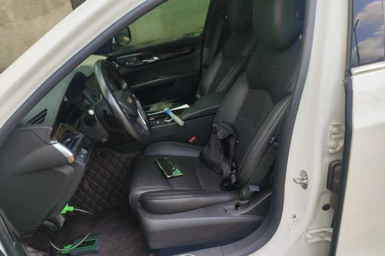 Used Cadillac CT6 2021 28T Luxury Version Left Front Seat
