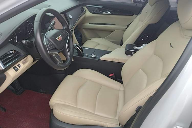 Used Cadillac CT6 2021 28T Fashion Edition Left Front Seat