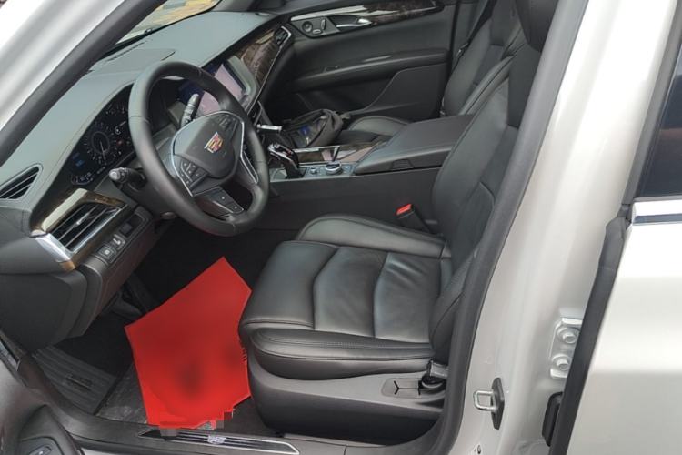 Used Cadillac CT6 2021 28T Luxury Version Left Front Seat