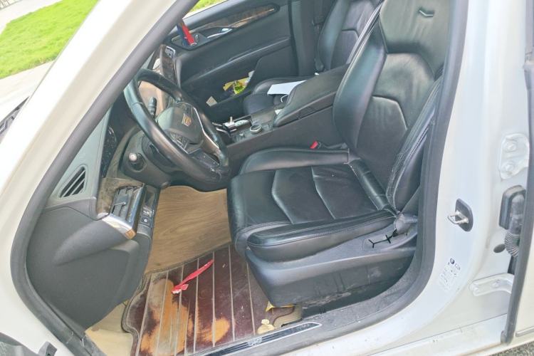 Used Cadillac CT6 2021 28T Luxury Version Left Front Seat