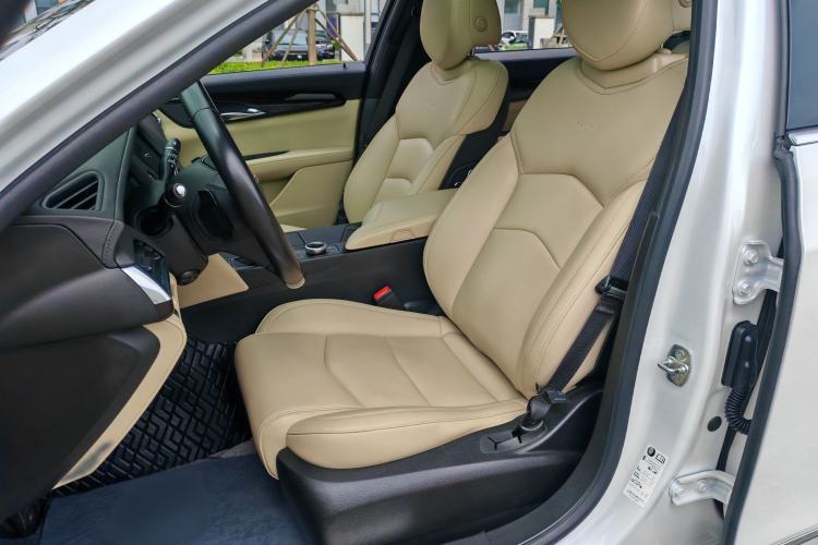 Used Cadillac CT6 2021 28T Fashion Edition Left Front Seat