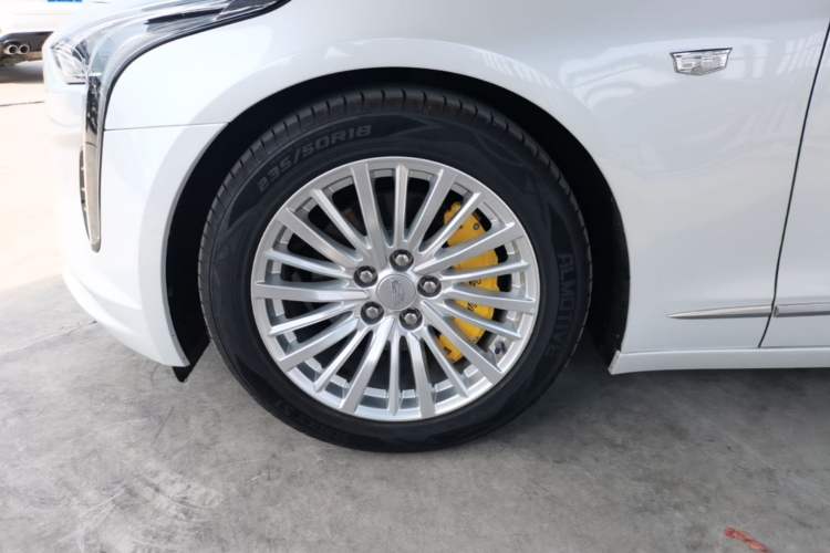 Used Cadillac CT6 2021 28T Luxury Version Left Front Wheel Hub