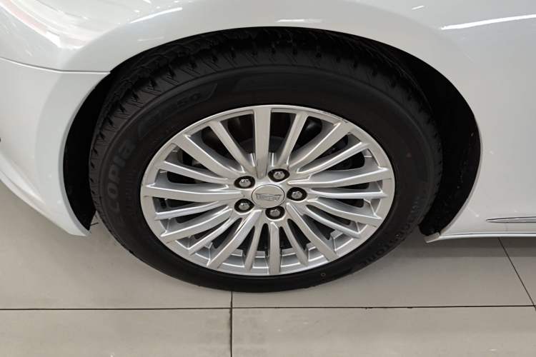 Used Cadillac CT6 2021 28T Elite Edition Left Front Wheel Hub
